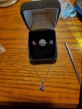 New Sterling Silver Ring Size 7 With Stud Earrings And Necklace